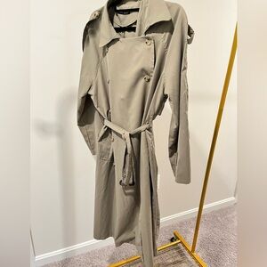 Light weight trench coat